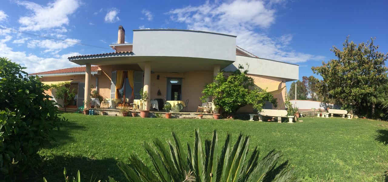 Guest House Villa Di Judighes Черветери Екстериор снимка