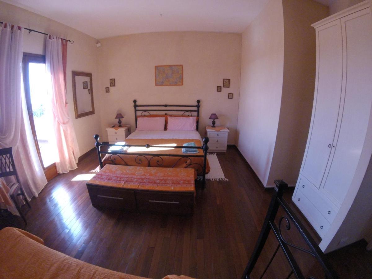 Guest House Villa Di Judighes Черветери Екстериор снимка